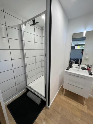 Charmant Studio Neuf De 40M2 / Tout Confort Arques-la-Bataille Экстерьер фото